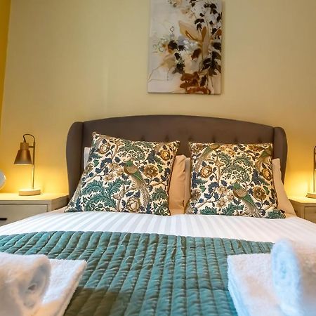 Charles St Chester City Townhouse By Rework Accommodation מראה חיצוני תמונה