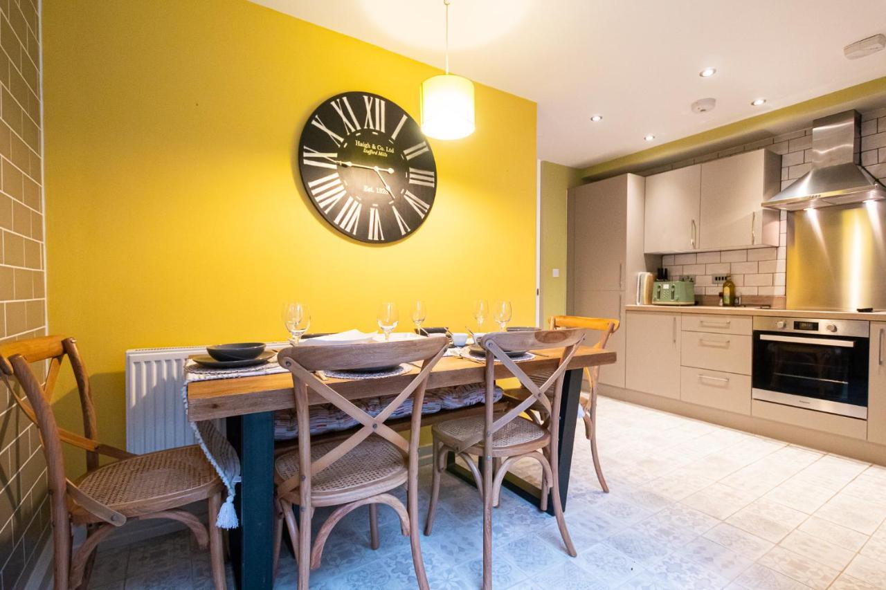 Charles St Chester City Townhouse By Rework Accommodation מראה חיצוני תמונה