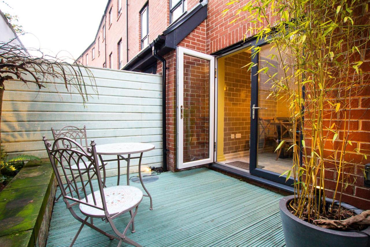 Charles St Chester City Townhouse By Rework Accommodation מראה חיצוני תמונה