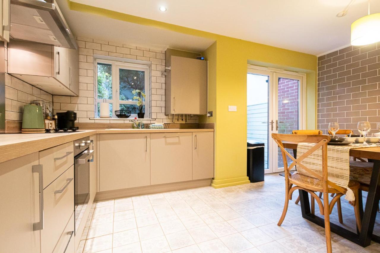 Charles St Chester City Townhouse By Rework Accommodation מראה חיצוני תמונה