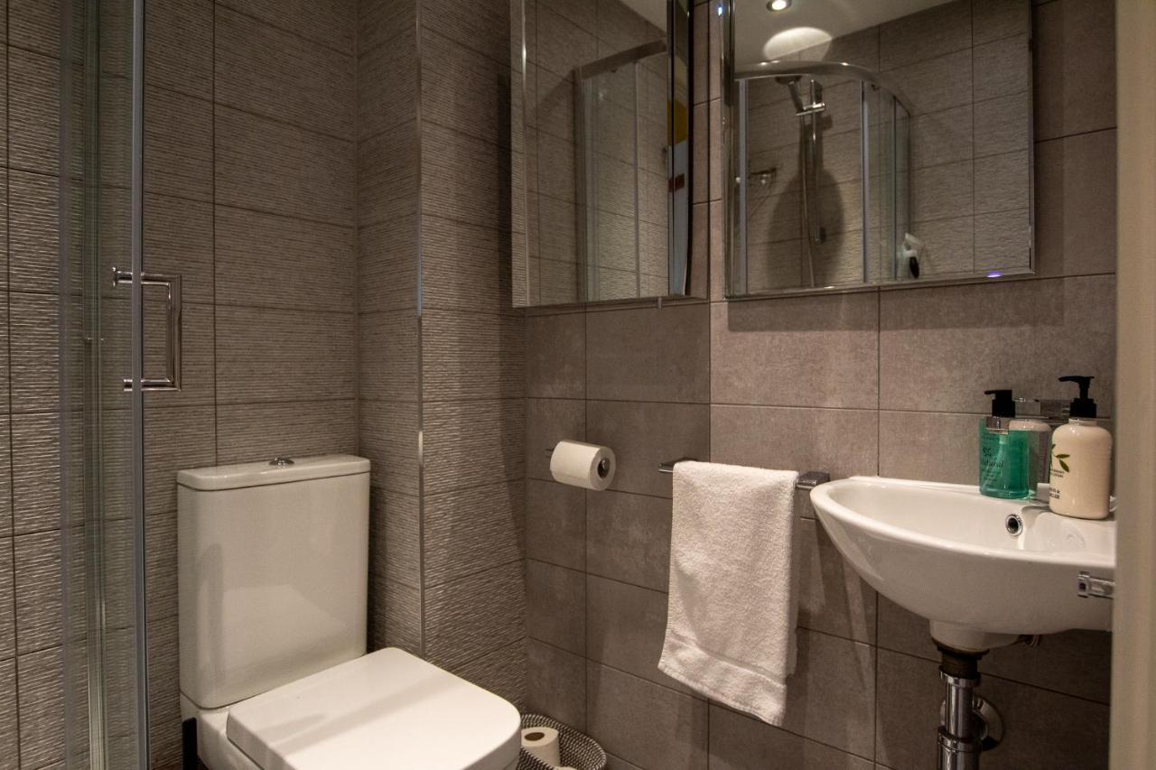 Charles St Chester City Townhouse By Rework Accommodation מראה חיצוני תמונה